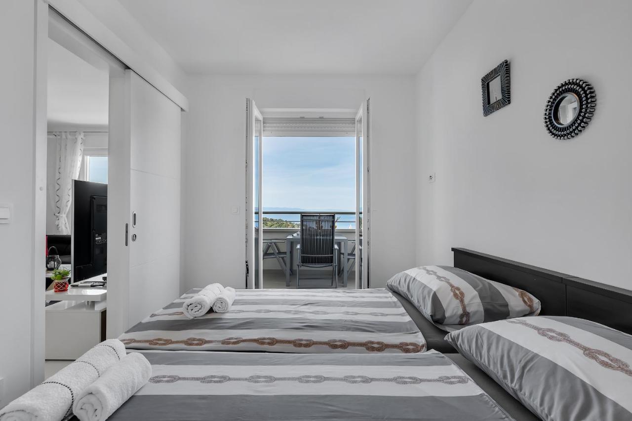 Apartment Navis, Sea View Makarska Buitenkant foto